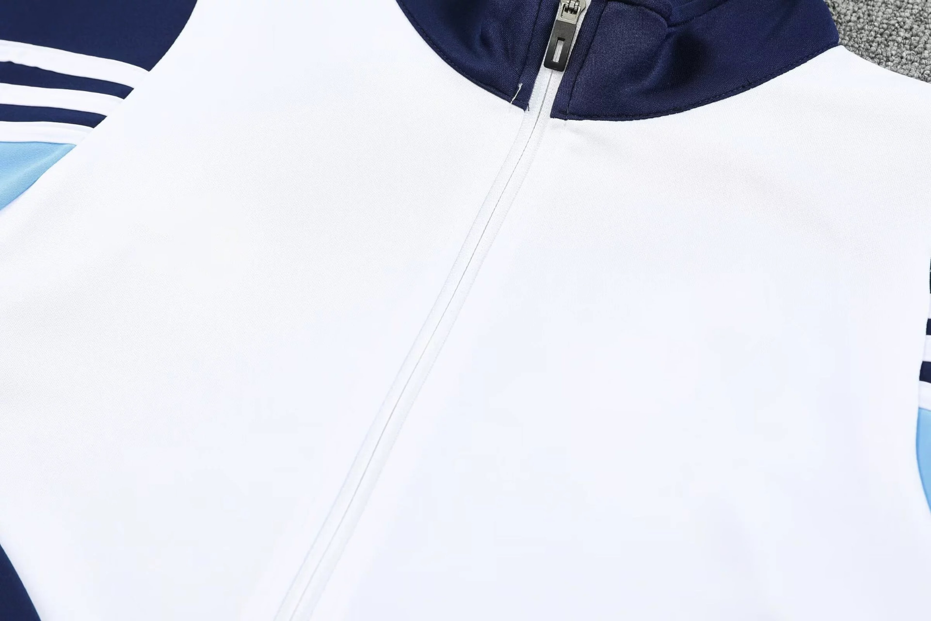 Sports Jacket 01 production detail 5