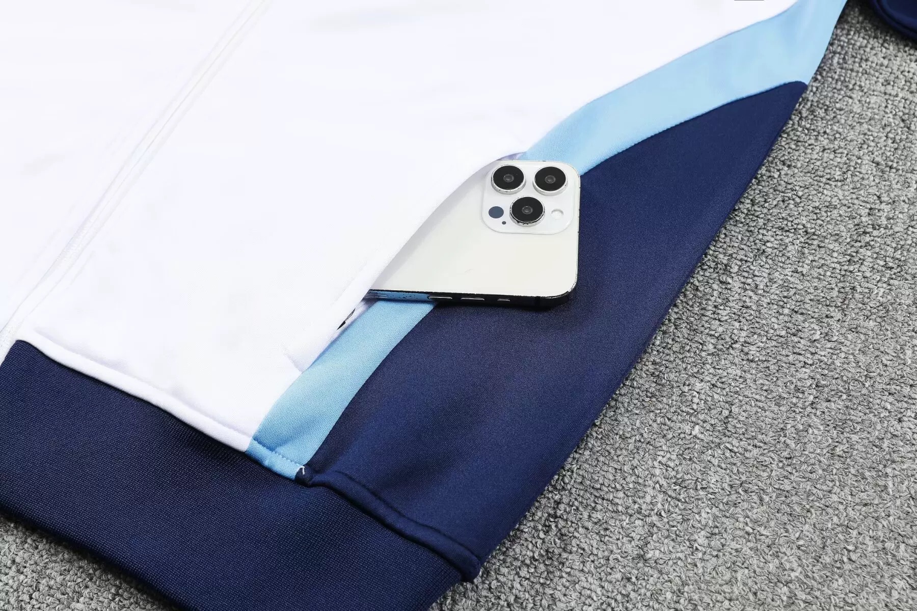 Sports Jacket 01 production detail 8